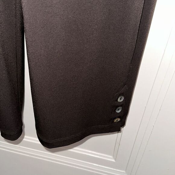 Chico’s black pull on full leg cropped polyester/spandex pants - Picture 3 of 8